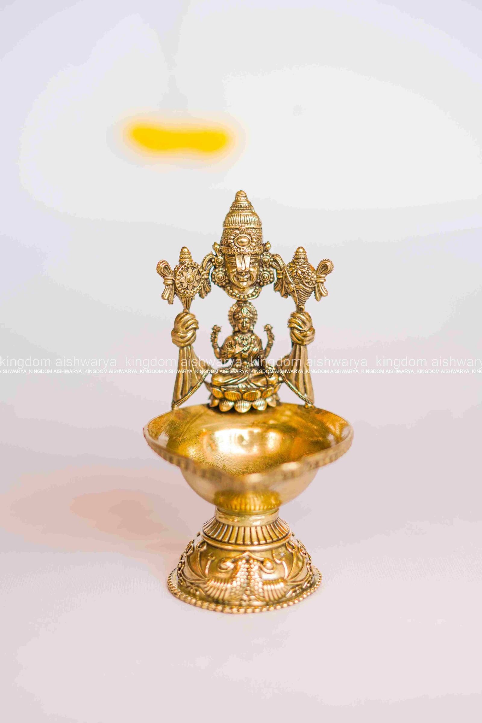 LAKSHMI BALAJI VILAKKU - Image 3